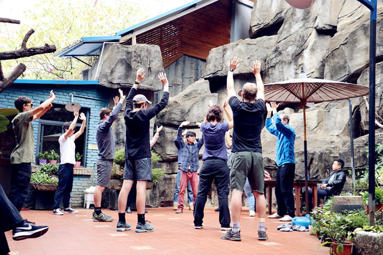 Jianshui Upland Internation Youth Hostel Exterior foto